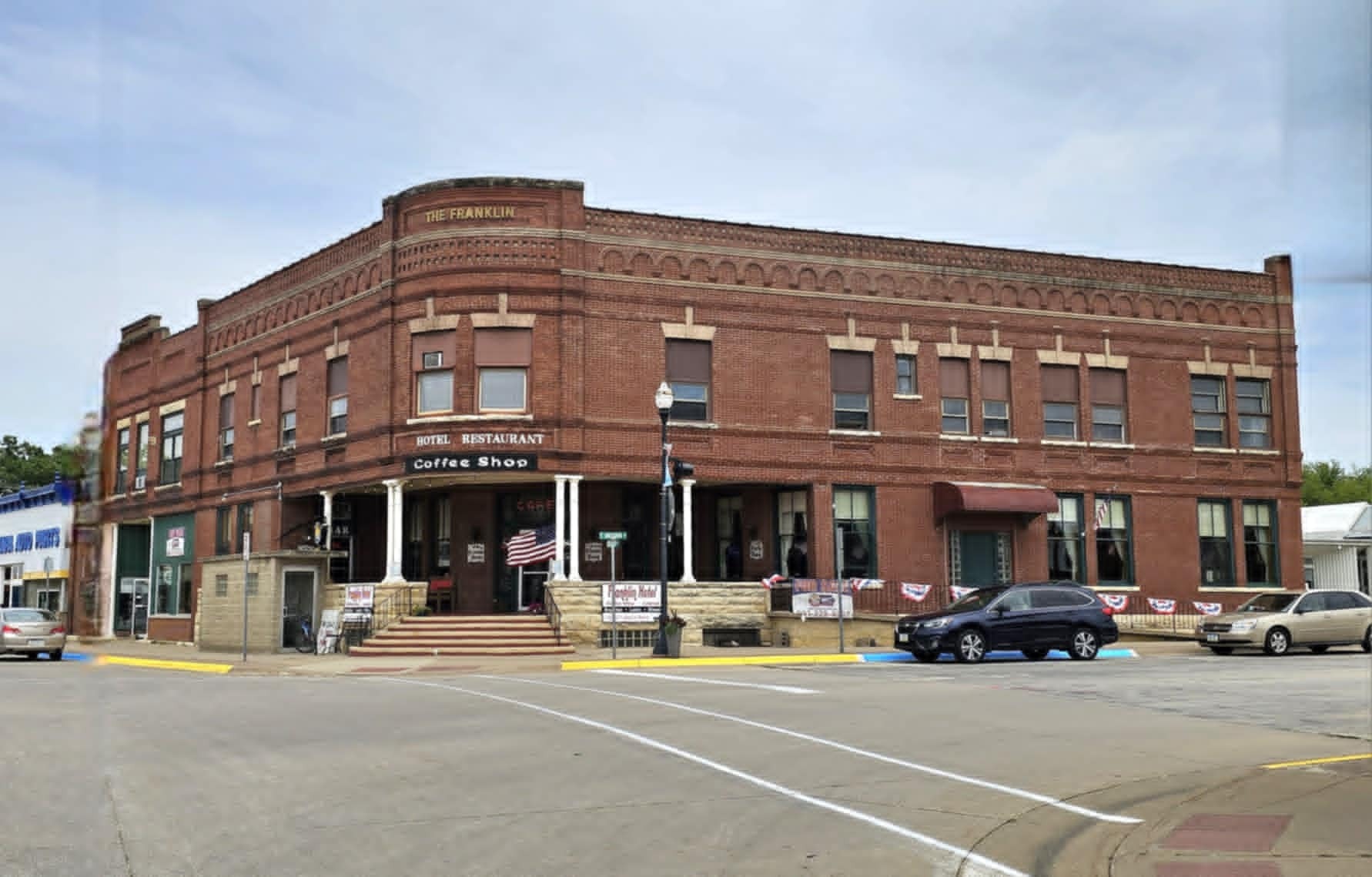 102 Elkader St, Strawberry Point, IA for sale Building Photo- Image 1 of 30