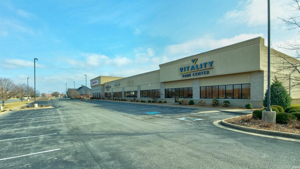 7145 E Virginia St, Evansville, IN for lease - Building Photo - Image 3 of 17