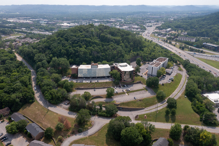 305 Summit View dr, Brentwood, TN for sale - Building Photo - Image 3 of 5