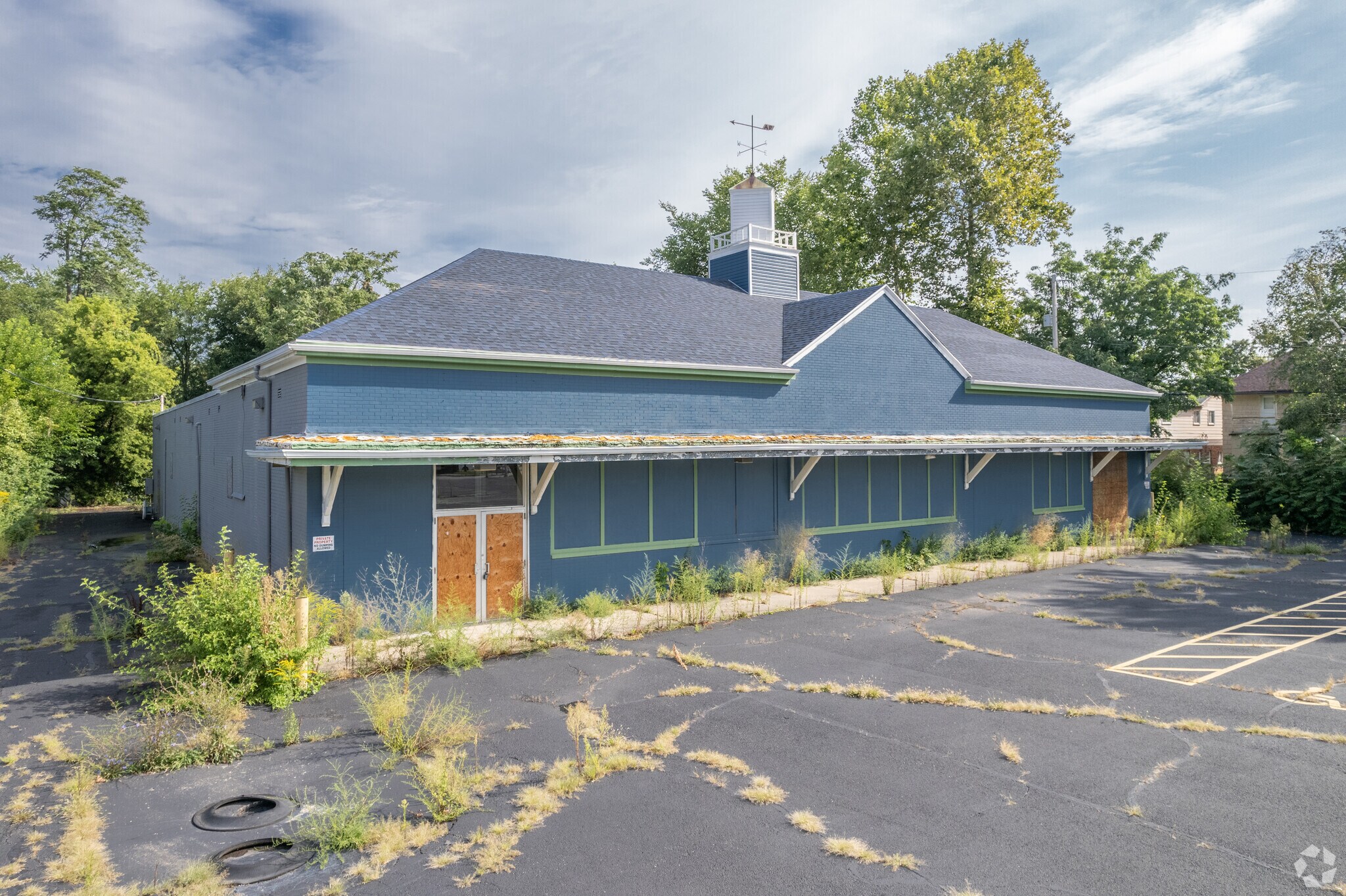 1226 W Sylvania Ave, Toledo, OH for sale Primary Photo- Image 1 of 1