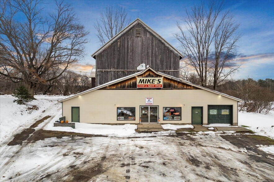 9094 Turin Rd, Rome, NY 13440