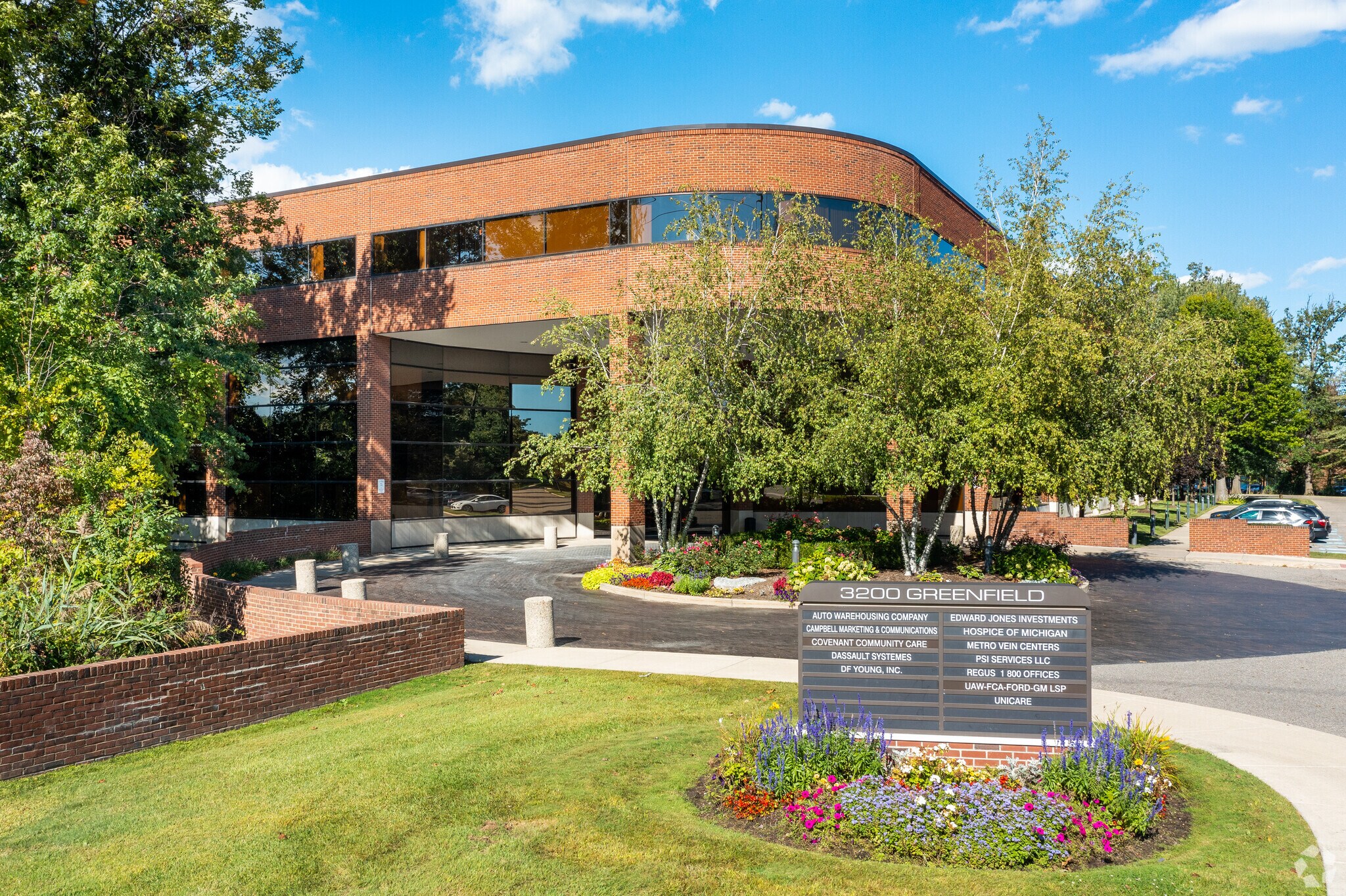 3200 Greenfield Rd, Dearborn, MI 48120 Office for Lease