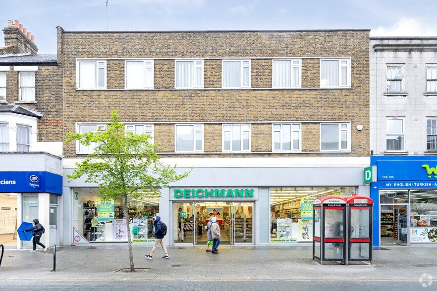 108-112 High St N, London for lease - Building Photo - Image 2 of 4