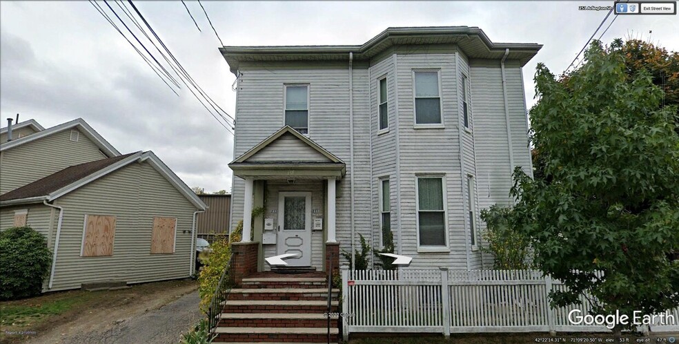 231 Arlington St, Watertown, MA for sale - Primary Photo - Image 1 of 2