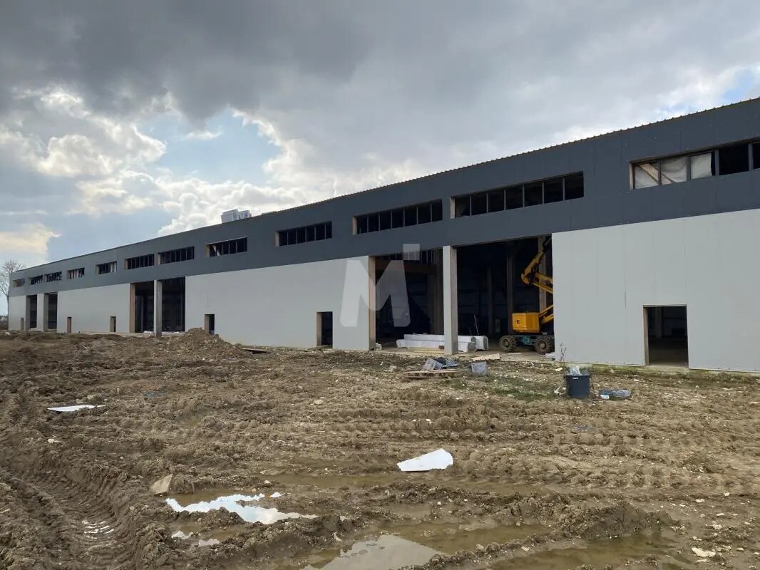 Flex in Limoges-Fourches for lease Building Photo- Image 1 of 9