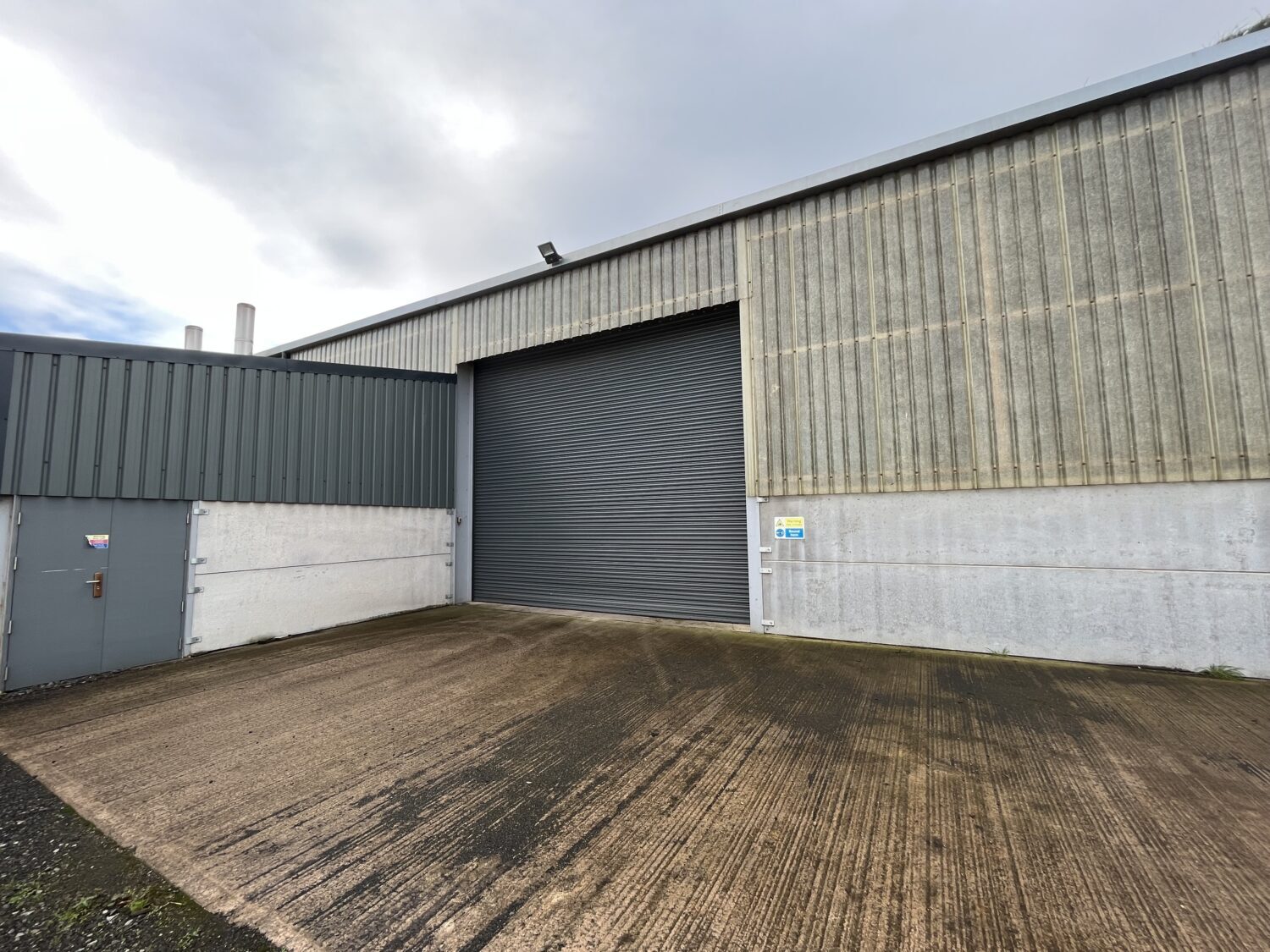 1 Kirkbride Airfield, Kirkbride for lease Primary Photo- Image 1 of 2