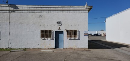 13580 Nomwaket Rd, Apple Valley, CA for lease Building Photo- Image 1 of 8