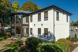 More details for 445 Faunce Corner Rd, North Dartmouth, MA - Office for Sale