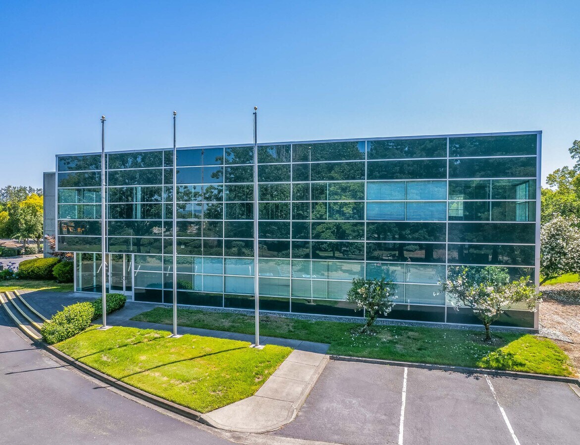 1911 Airport Blvd, Santa Rosa, CA 95403