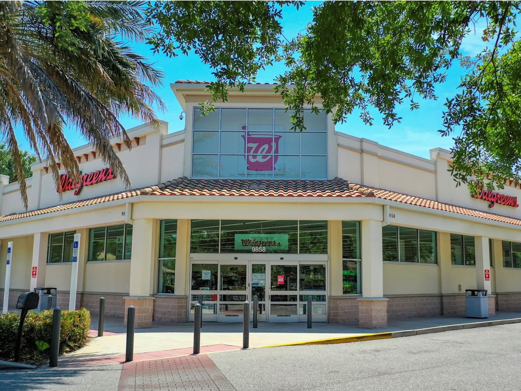 9858 INTERNATIONAL DR  