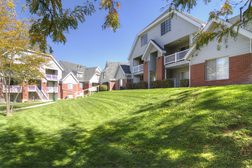 2030 S Main St, Bountiful, UT for sale - Building Photo - Image 1 of 1