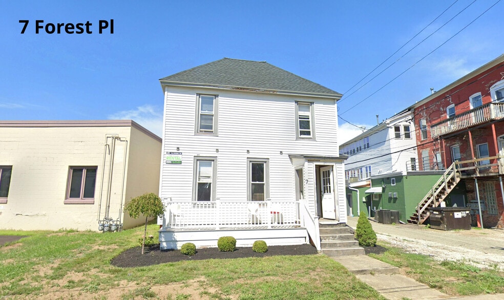 42-Unit Housing Portfolio portfolio of 16 properties for sale on LoopNet.com - Building Photo - Image 2 of 16