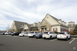 2325 Heritage Center Dr, Furlong, PA for lease Building Photo- Image 1 of 1