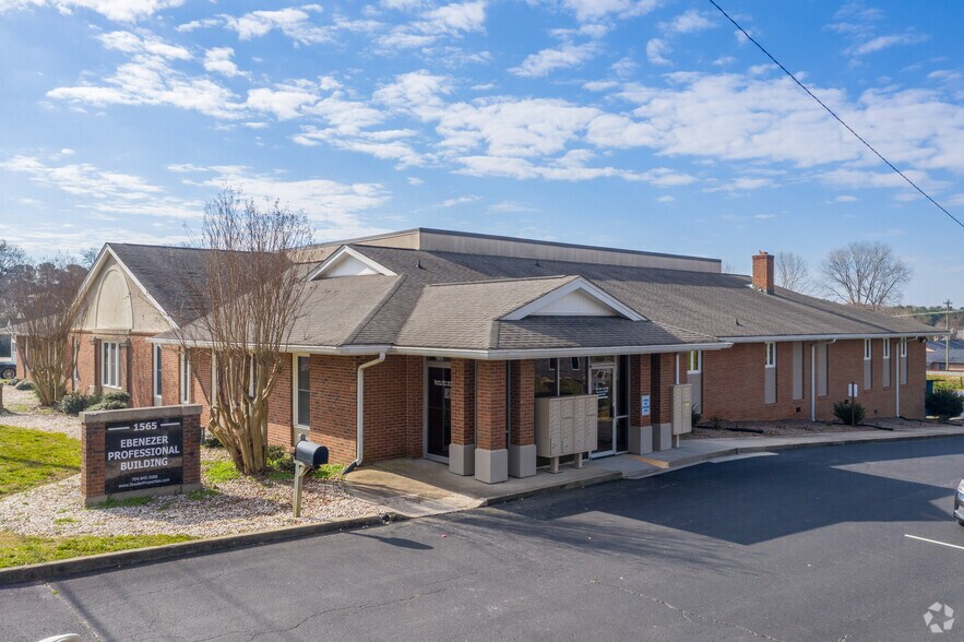 1565 Ebenezer Rd, Rock Hill, SC for lease - Building Photo - Image 2 of 6