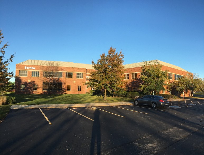 2001 S First St, Champaign, IL for lease - Building Photo - Image 1 of 18