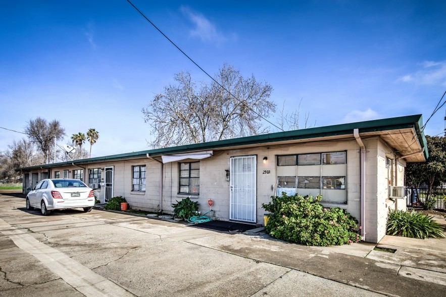 2501-2505 Fruitridge Rd, Sacramento, CA for sale - Building Photo - Image 1 of 1