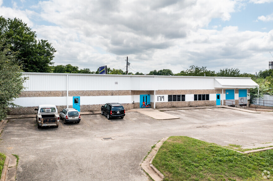 1719 E 2nd St, Austin, TX for lease - Building Photo - Image 2 of 4