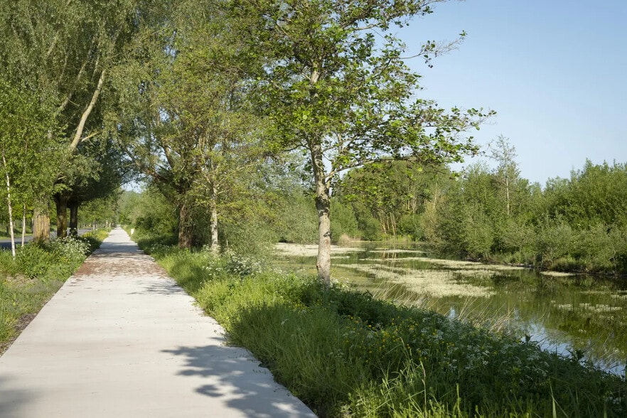 Flex in Honfleur for sale - Building Photo - Image 3 of 9