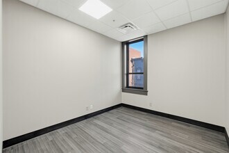 1 W Mountain St, Fayetteville, AR for lease Interior Photo- Image 1 of 1