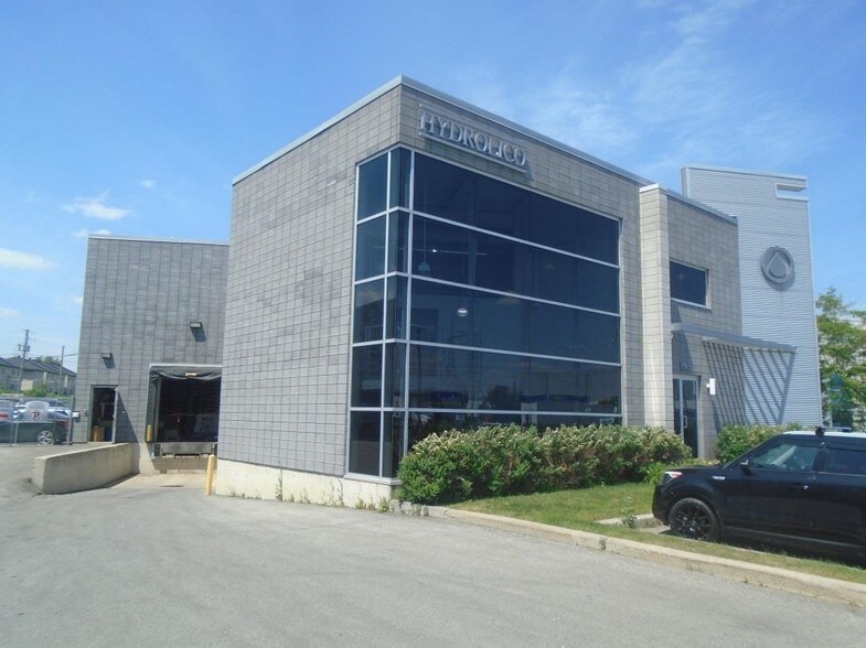 1965 Dagenais Boul O, Laval, QC H7L 5V1