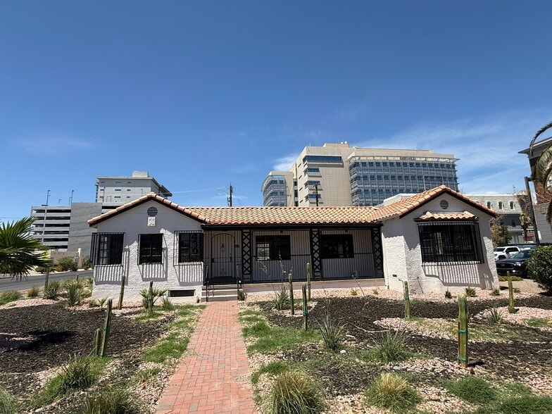 430 S 7th St, Las Vegas, NV for lease - Building Photo - Image 2 of 12