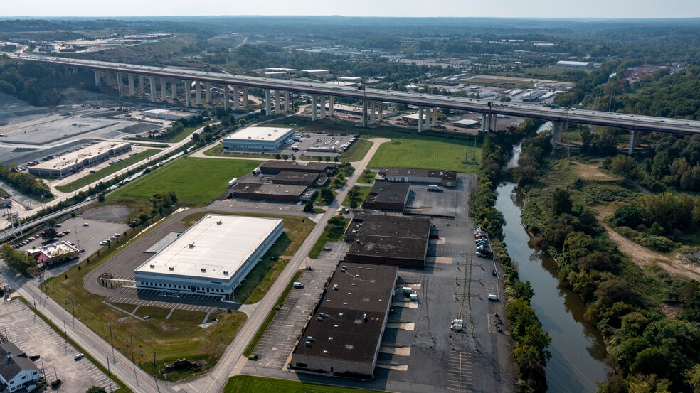Cloverleaf Pky, Valley View, OH for sale - Building Photo - Image 3 of 4