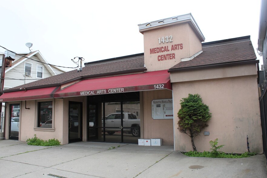 1432 Hylan Blvd, Staten Island, NY for sale - Building Photo - Image 1 of 1
