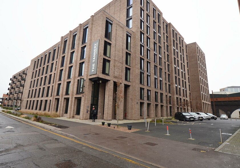 115 Bath Ln, Leicester for lease - Building Photo - Image 1 of 1