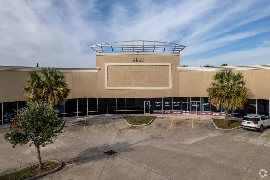 2660 Marina Bay Dr, League City, TX for lease - Building Photo - Image 3 of 5