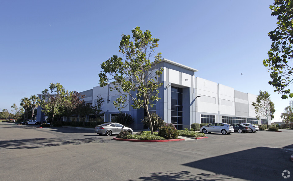 880 Harbour Way S, Richmond, CA for lease - Primary Photo - Image 1 of 5