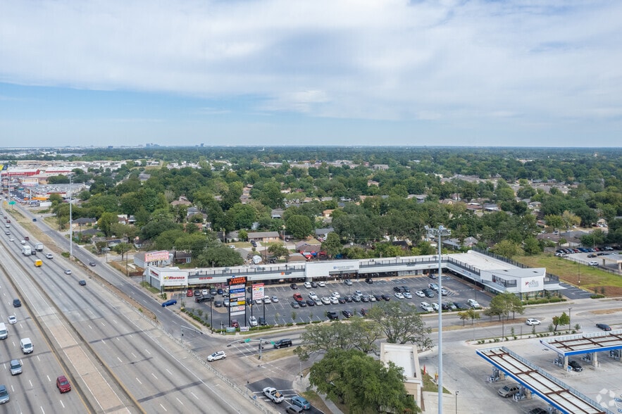6500 N I-45, Houston, TX for lease - Aerial - Image 3 of 3