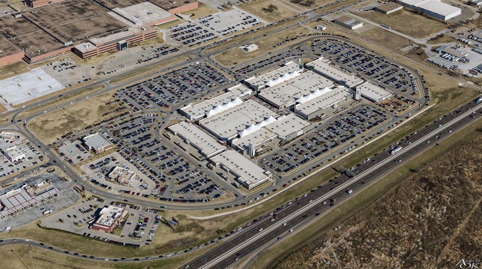 OKC Outlets Pad Sites portfolio of 2 properties for sale on LoopNet.com - Building Photo - Image 3 of 9