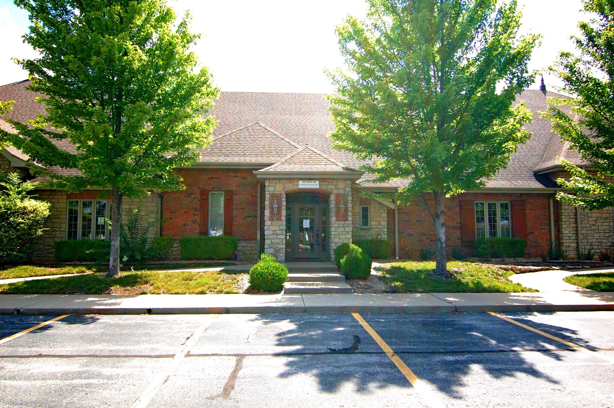 1557 E Primrose St, Springfield, MO for sale Building Photo- Image 1 of 1