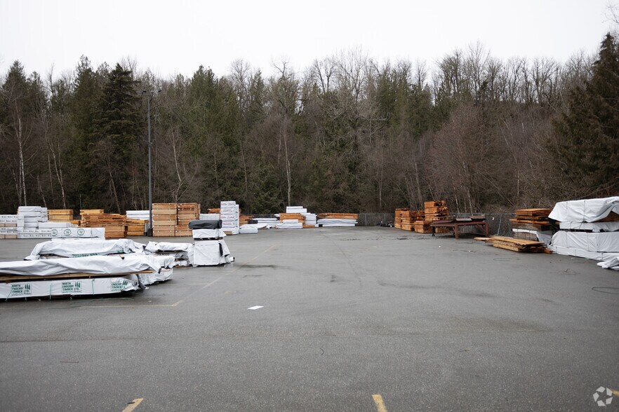 1225 Riverside Rd, Abbotsford, BC for lease - Primary Photo - Image 1 of 2