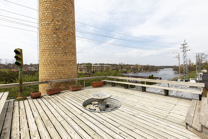 View Photo