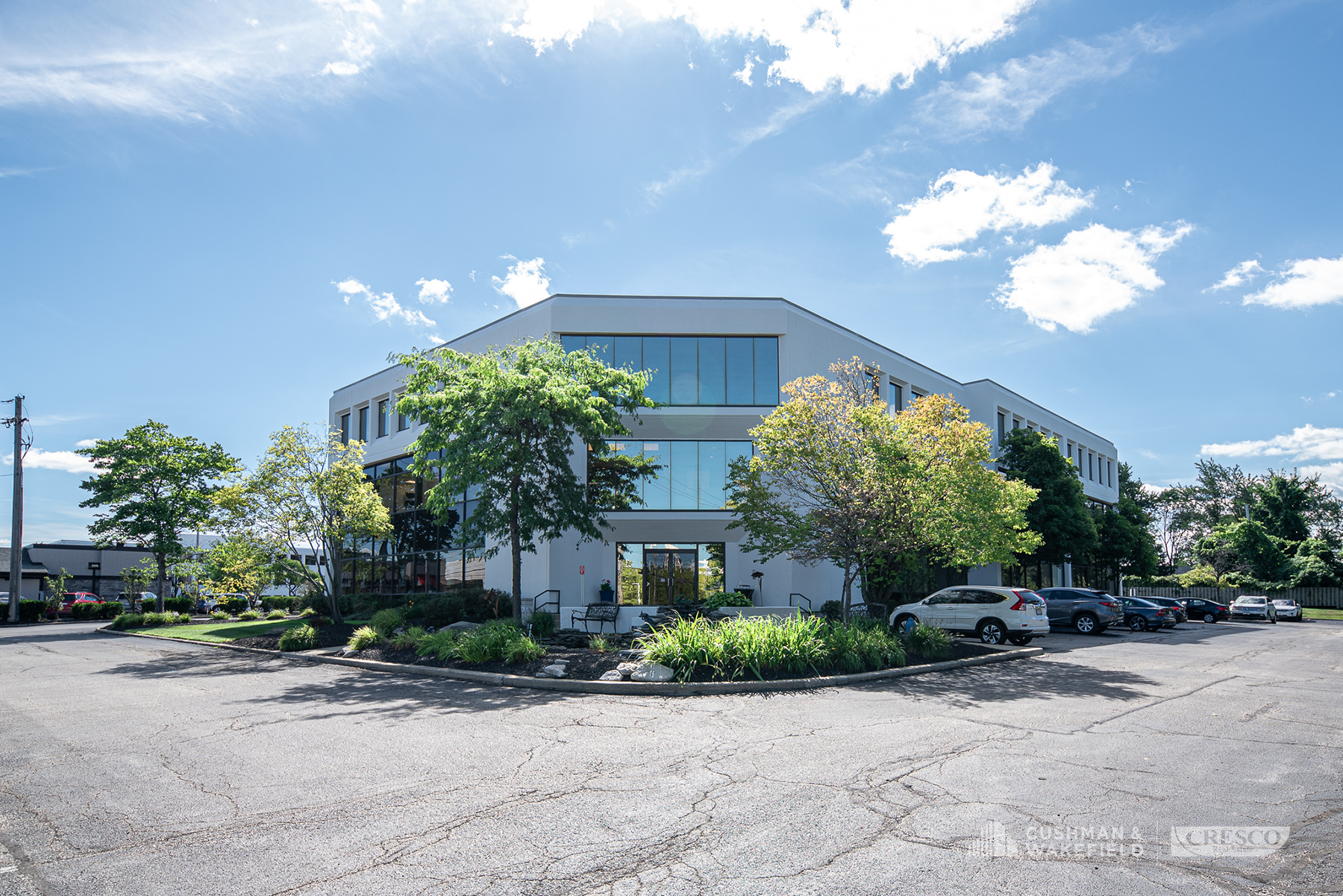 25200 Chagrin Blvd, Beachwood, OH for lease Building Photo- Image 1 of 13