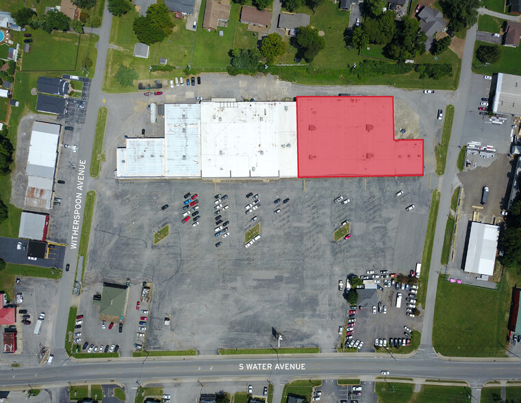 629-637 S Water Ave, Gallatin, TN for lease - Building Photo - Image 3 of 7