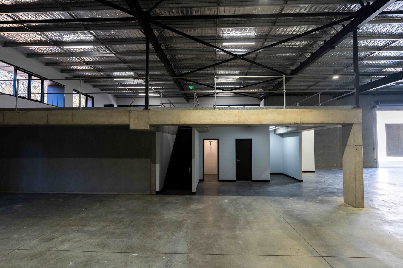 7 Nowra Hill Rd, South Nowra, NSW 2541 - Unit 1 - - Interior Photo - Image 2 of 2