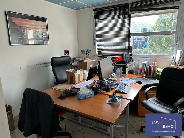 Industrial in Eysines for lease - Interior Photo - Image 2 of 9