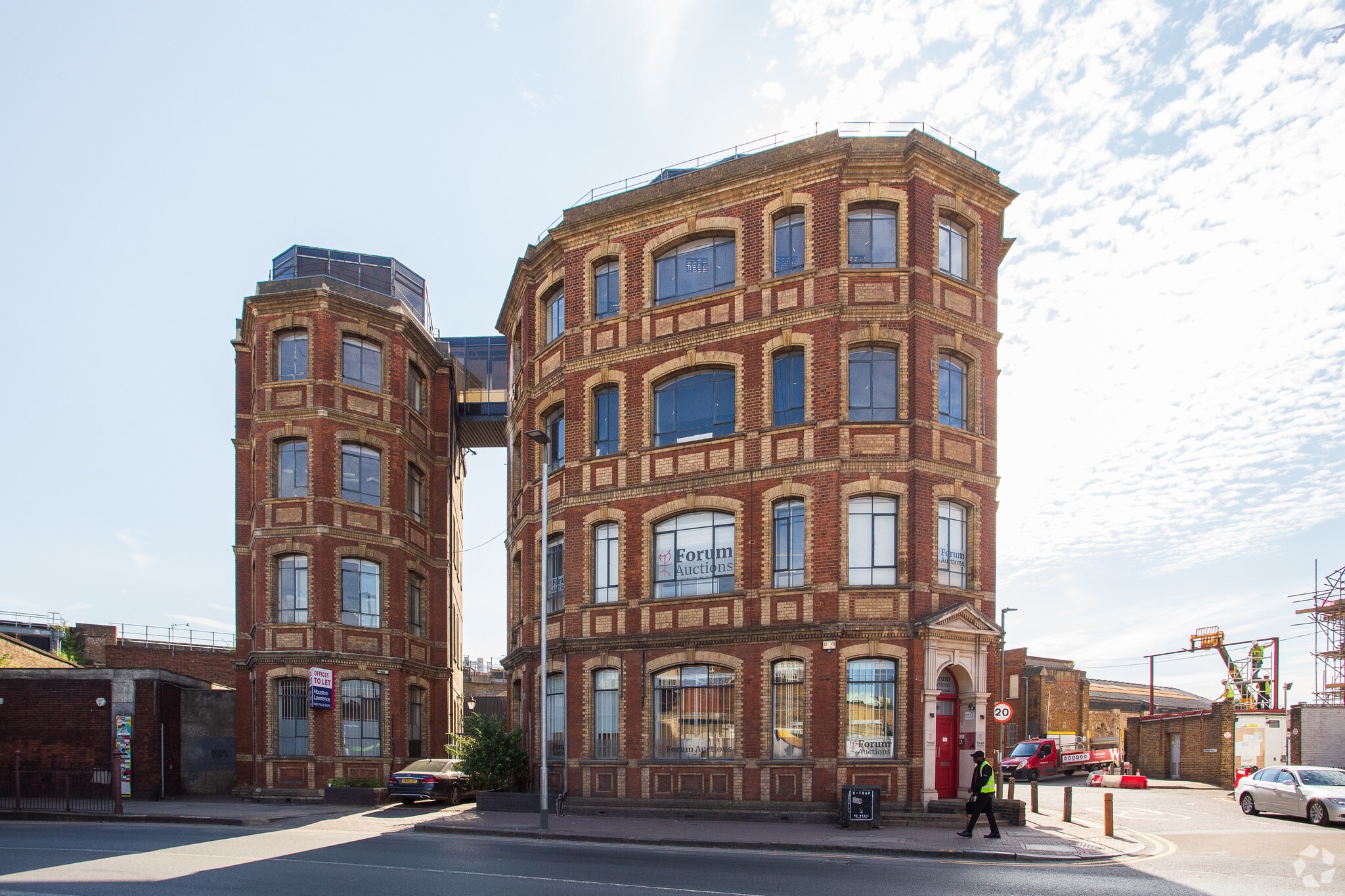 220 Queenstown Rd, London for sale Primary Photo- Image 1 of 1