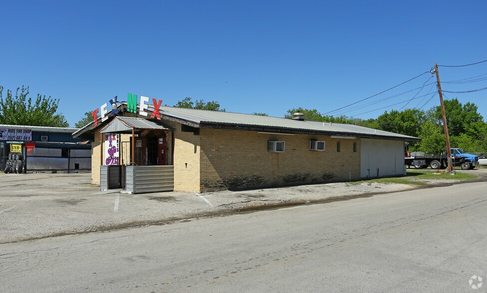 1700 S Interstate 35, San Marcos, TX for sale - Building Photo - Image 2 of 2