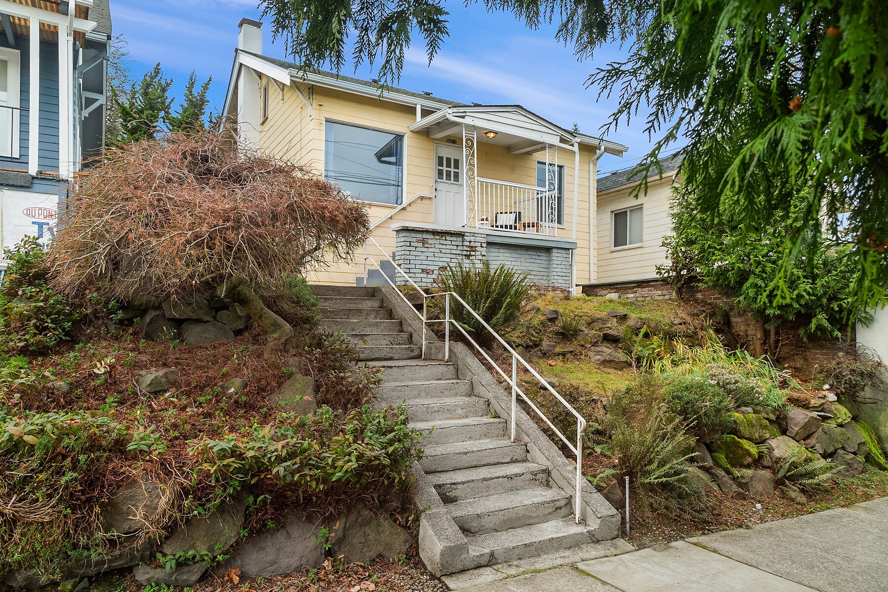 5011 5th Ave NE, Seattle, WA for sale Primary Photo- Image 1 of 1
