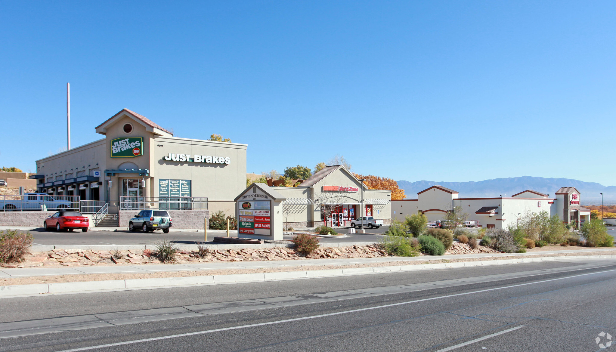 4201-4411 Montano Rd NW, Albuquerque, NM for sale Primary Photo- Image 1 of 1