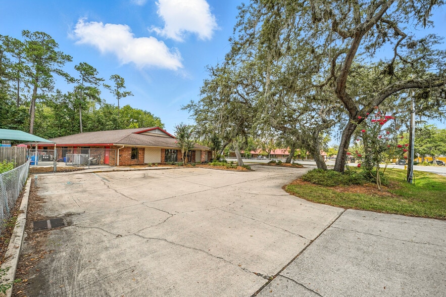 4310 Barkoskie Rd, Jacksonville, FL for sale - Building Photo - Image 3 of 27