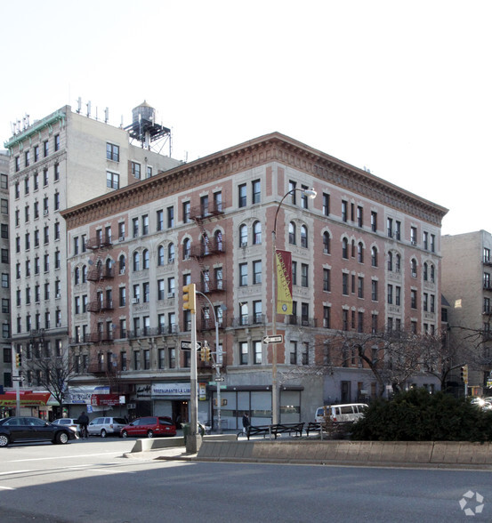 3766-3768 Broadway, New York, NY for lease - Primary Photo - Image 1 of 4