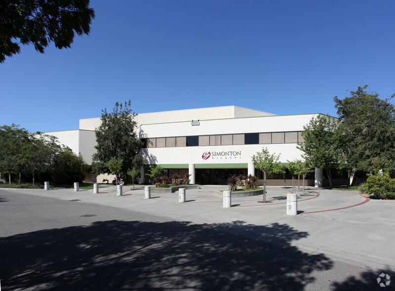 2019 E Monte Vista Ave, Vacaville, CA for lease - Building Photo - Image 1 of 6