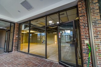 2900 E Sunshine St, Springfield, MO for lease Interior Photo- Image 2 of 20