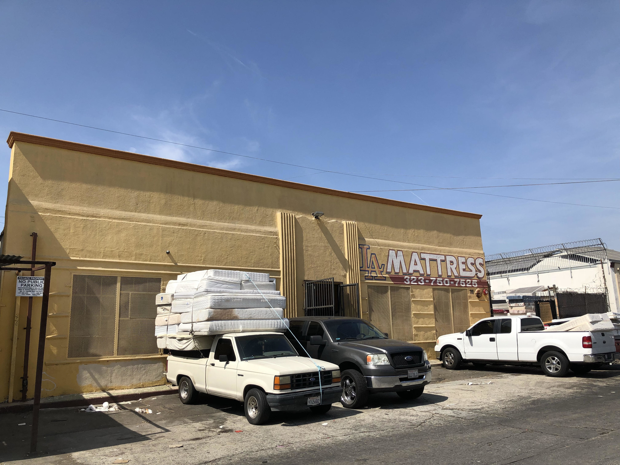 7111 McKinley Ave, Los Angeles, CA for lease Primary Photo- Image 1 of 10