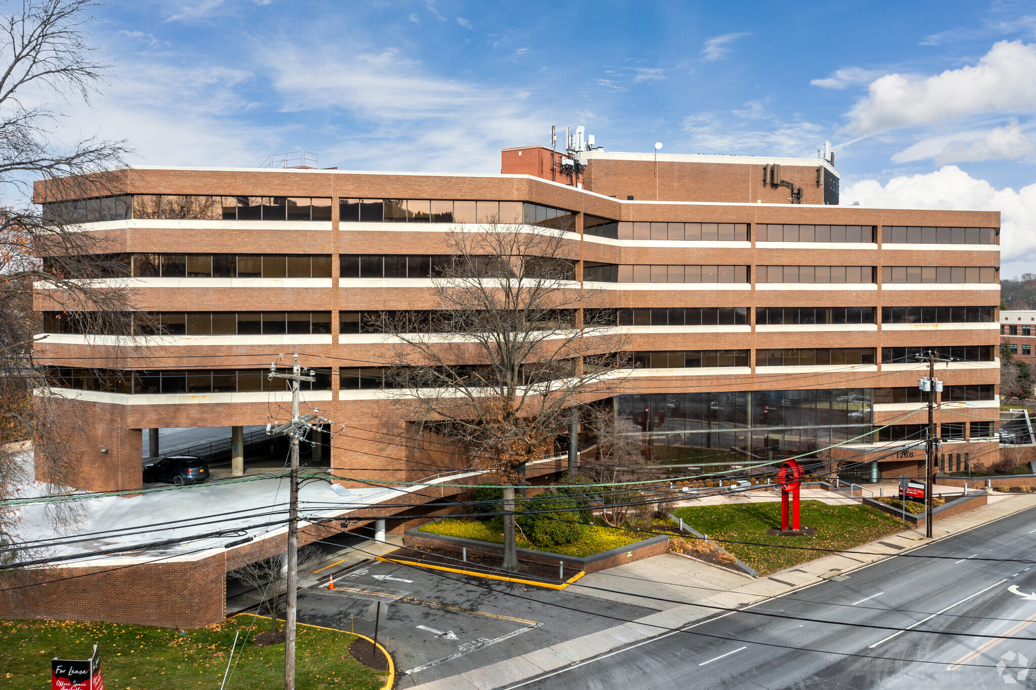 1266 E Main St, Stamford, CT for lease Building Photo- Image 1 of 24