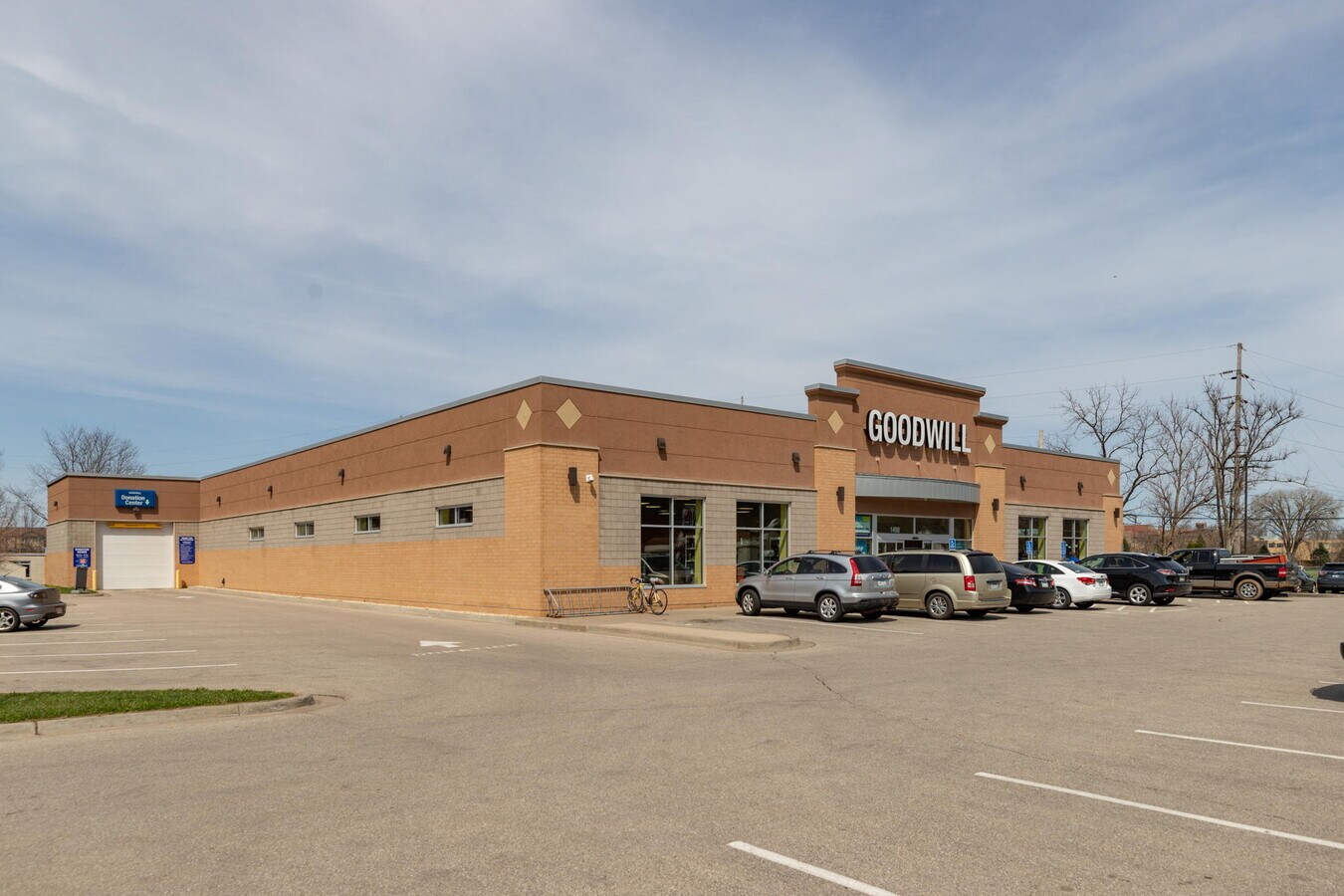 1450 Gilmore Ave, Winona, MN 55987 Goodwill